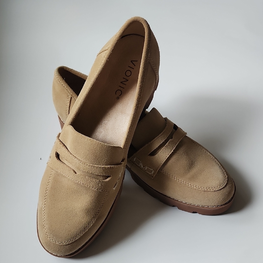Vionic Tan Suede Penny Loafers Comfort Orthotic Slip On Flats - Picture 2 of 10